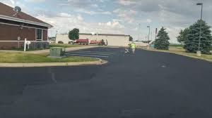 Best Driveway Grading and Leveling  in Wlow Springs, IL